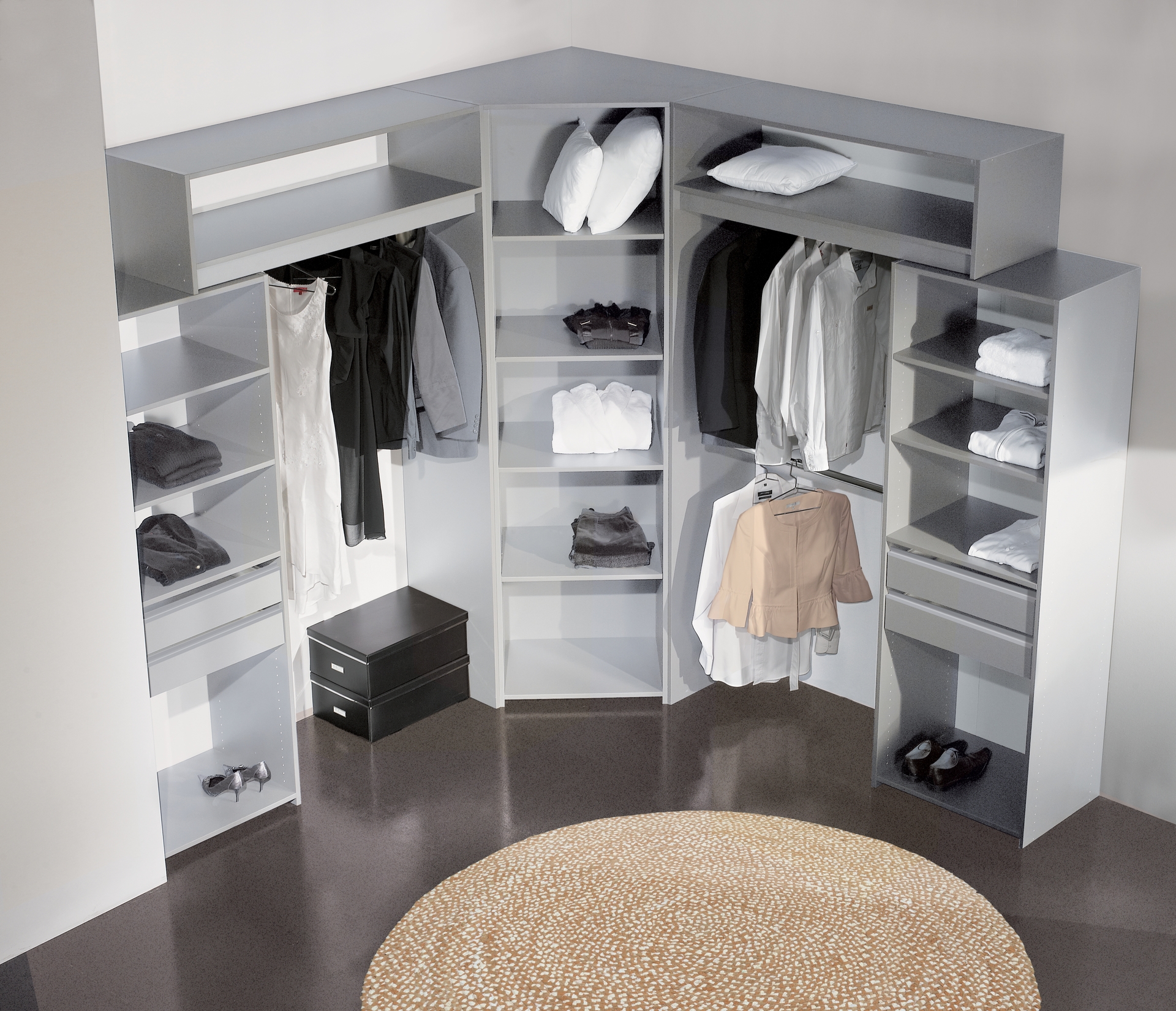 Dressing modulaire d&rsquo;angle, décor gris souris